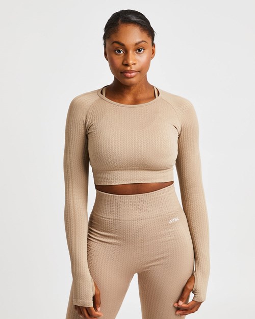 AYBL Luxe Seamless Long Sleeve Crop Top Mocha | OAIL-19842